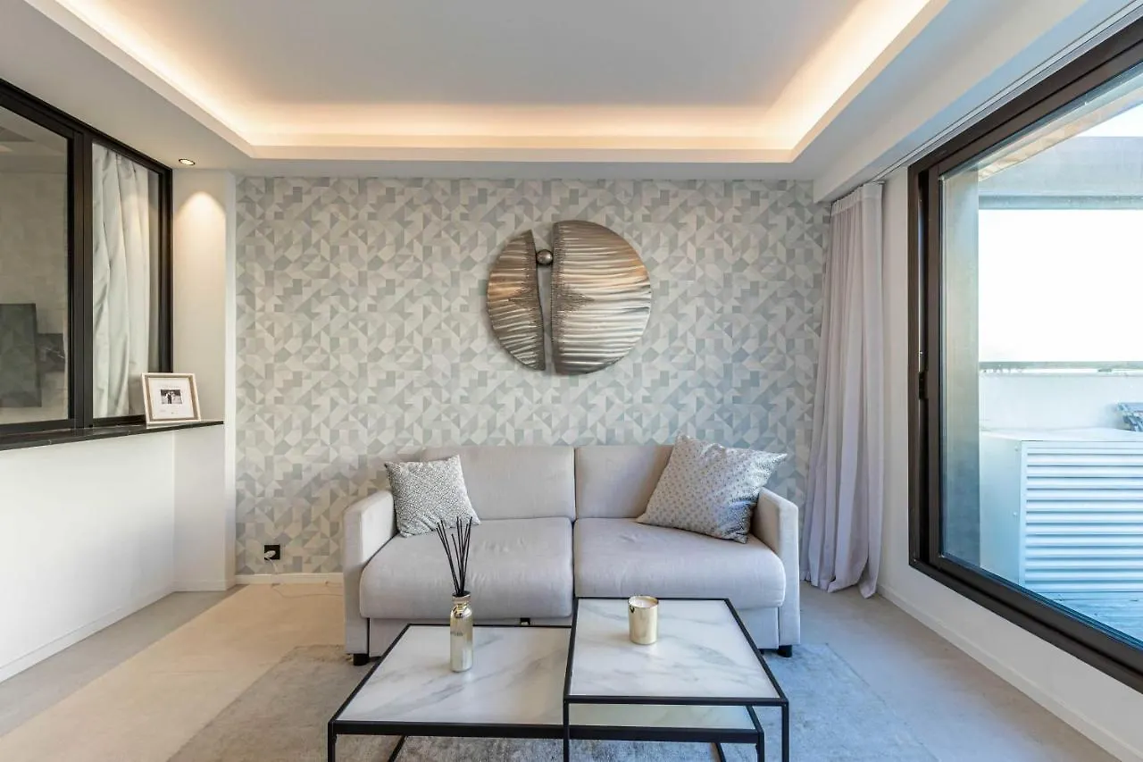 Superb One Bedroom Flat And Terrace - Cannes Center Frankrijk