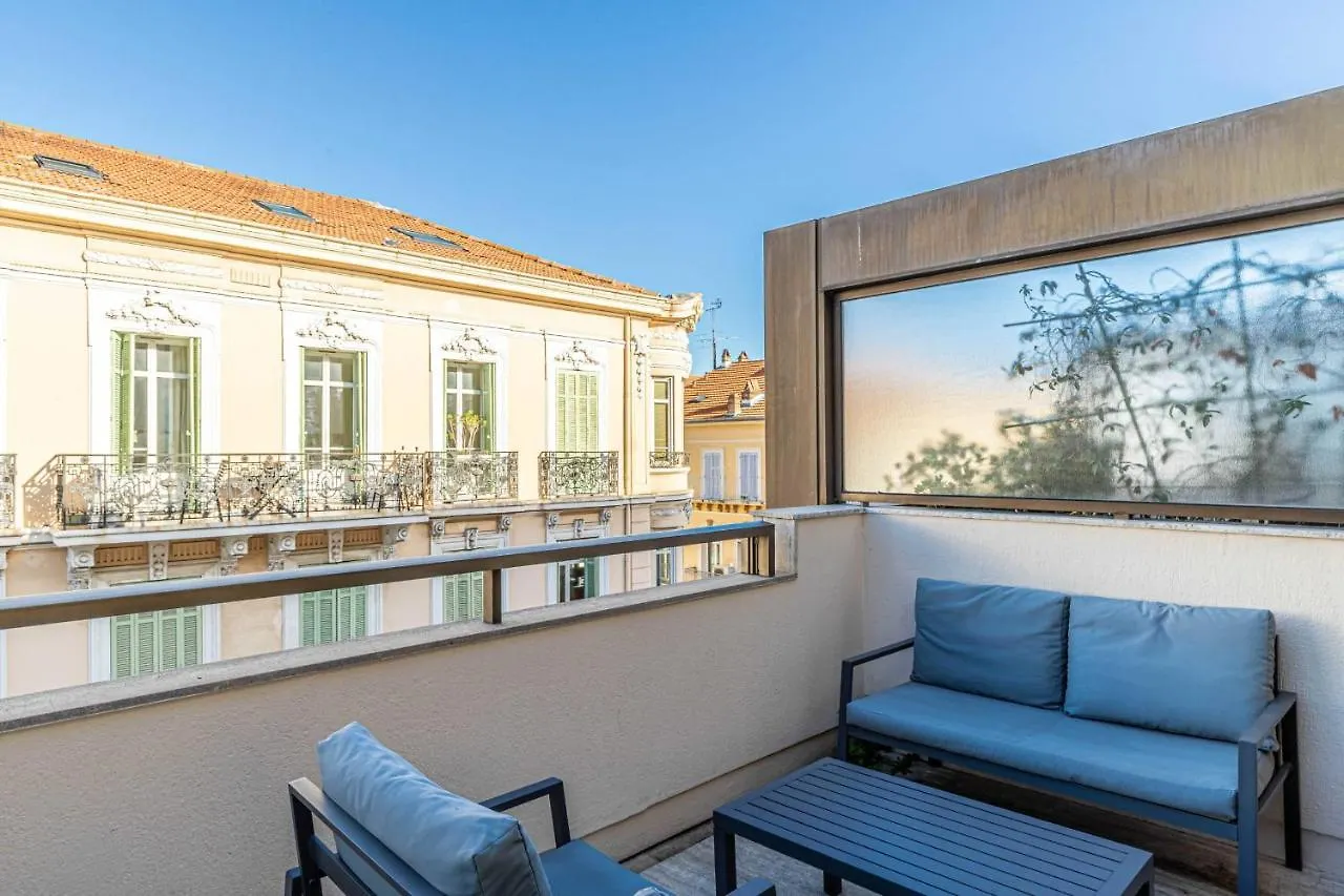 Superb One Bedroom Flat And Terrace - Cannes Center Appartement